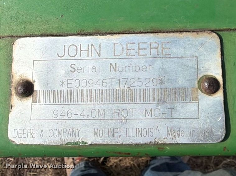 image for item FN3809 2002 John Deere 946 swather / windrower