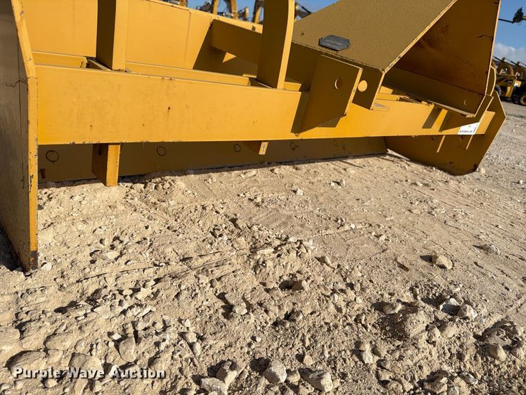 image for item FN3810 Bush Hog BX-720 box blade