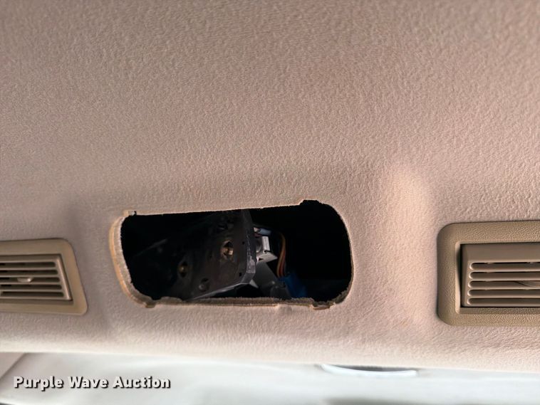 image for item FN3813 2011 Chevrolet Express 3500 van