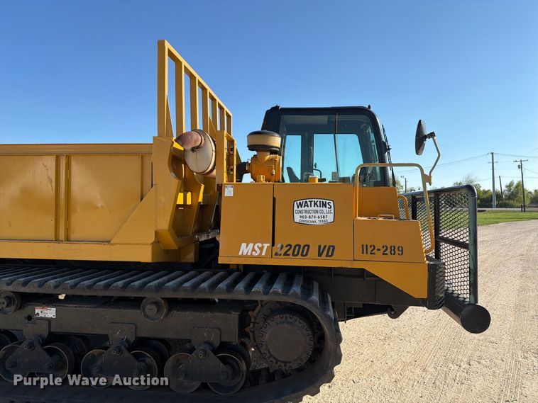 image for item FN3815 2015 Morooka MST2200VD track carrier