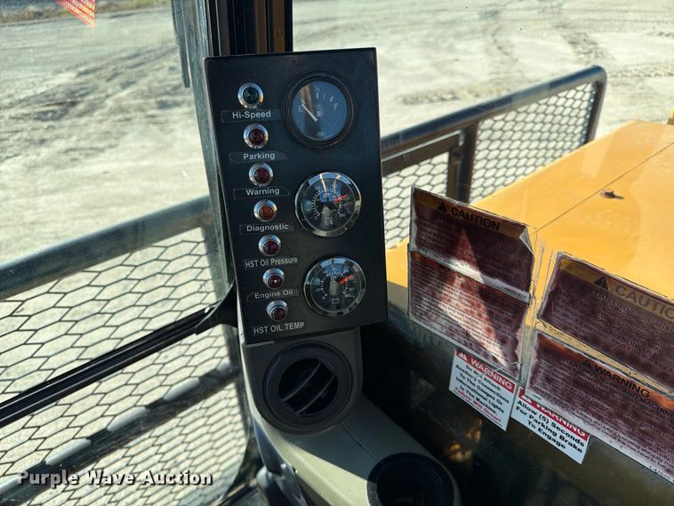 image for item FN3815 2015 Morooka MST2200VD track carrier