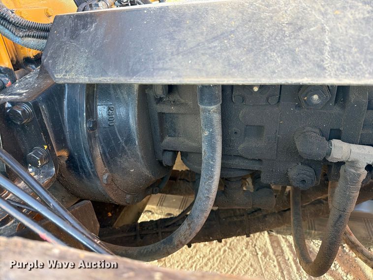 image for item FN3815 2015 Morooka MST2200VD track carrier