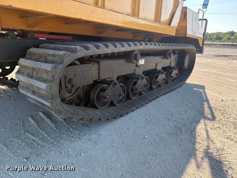 image for item FN3815 2015 Morooka MST2200VD track carrier