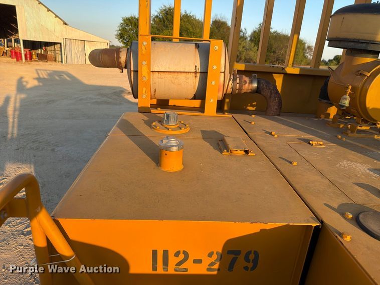 image for item FN3816 2012 Morooka MST2200VD track carrier