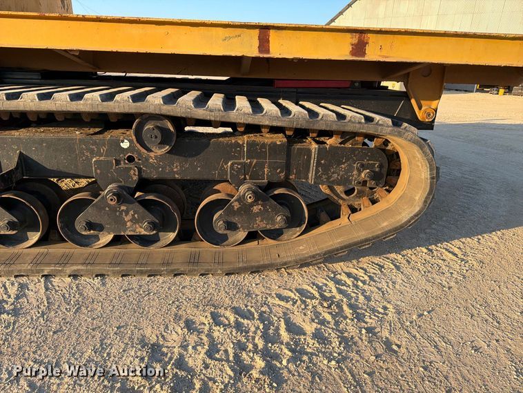 image for item FN3816 2012 Morooka MST2200VD track carrier