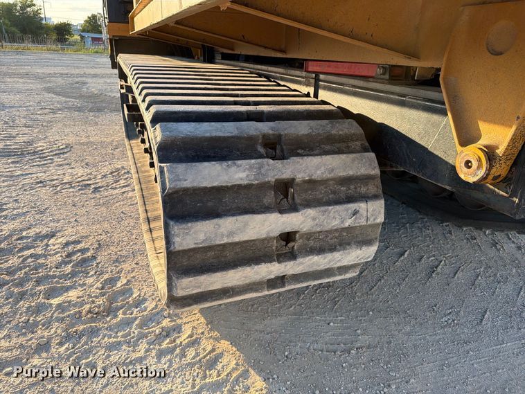 image for item FN3816 2012 Morooka MST2200VD track carrier