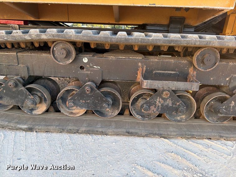 image for item FN3816 2012 Morooka MST2200VD track carrier