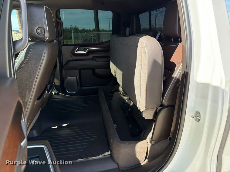 image for item FN3819 2024 GMC Sierra Denali 1500 4X4 Crew Cab pickup truck