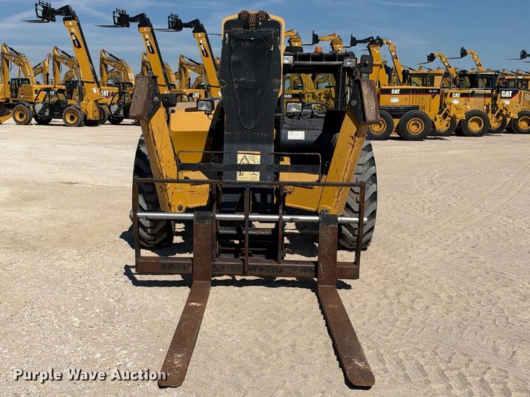 image for item FN3820 2013 Caterpillar TL1055C telehandler