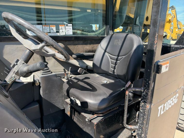 image for item FN3820 2013 Caterpillar TL1055C telehandler