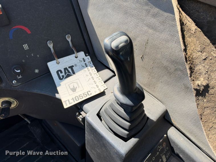 image for item FN3820 2013 Caterpillar TL1055C telehandler