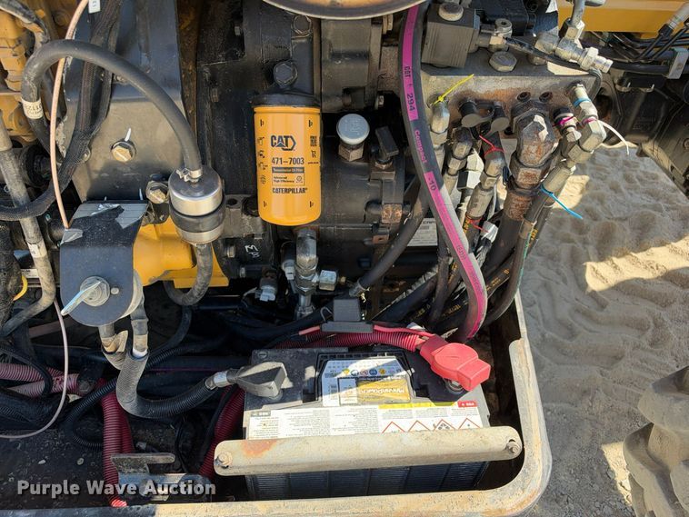 image for item FN3820 2013 Caterpillar TL1055C telehandler