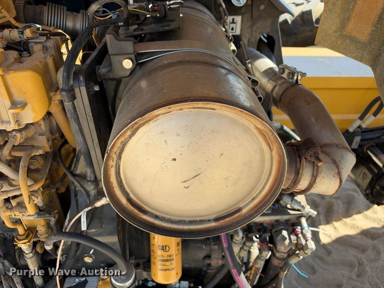 image for item FN3820 2013 Caterpillar TL1055C telehandler