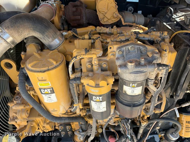 image for item FN3820 2013 Caterpillar TL1055C telehandler