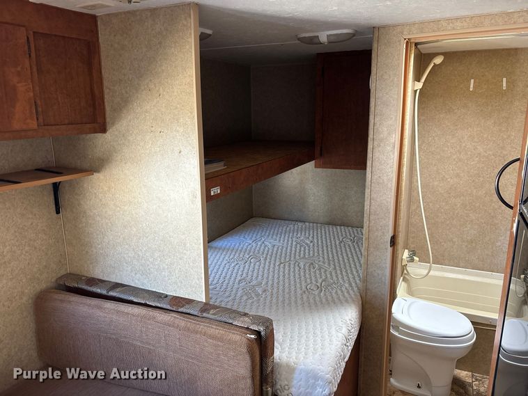 image for item FN3823 2012 Homette Skyline 237 Texan camper