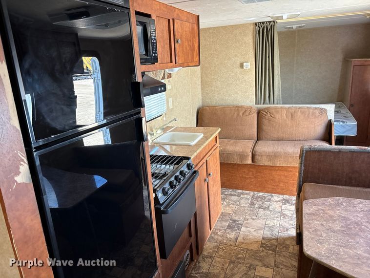 image for item FN3823 2012 Homette Skyline 237 Texan camper