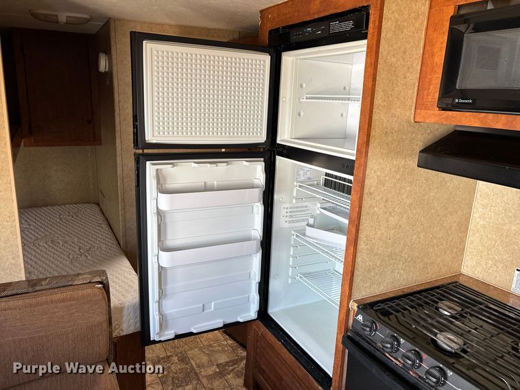 image for item FN3823 2012 Homette Skyline 237 Texan camper