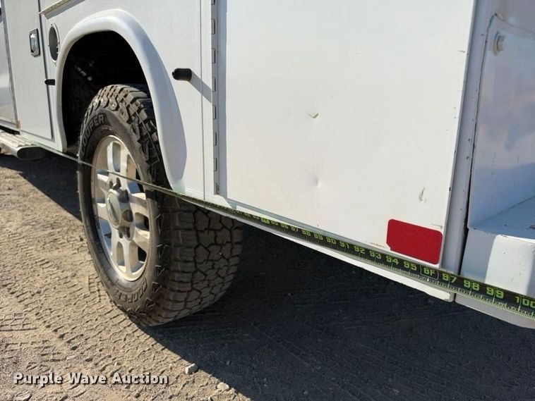 image for item FN3824 2015 Chevrolet Silverado 2500HD 4X4 Crew Cab utility bed pickup truck