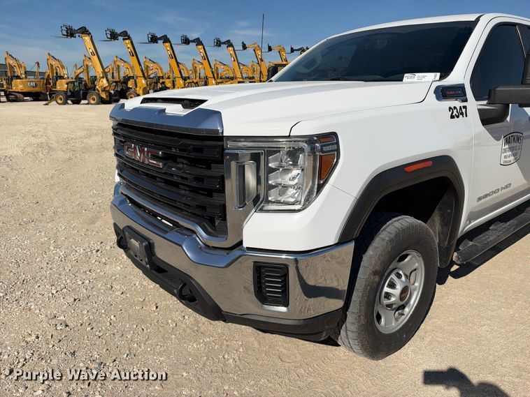 image for item FN3825 2023 GMC Sierra 2500HD 4X4 Crew Cab pickup truck
