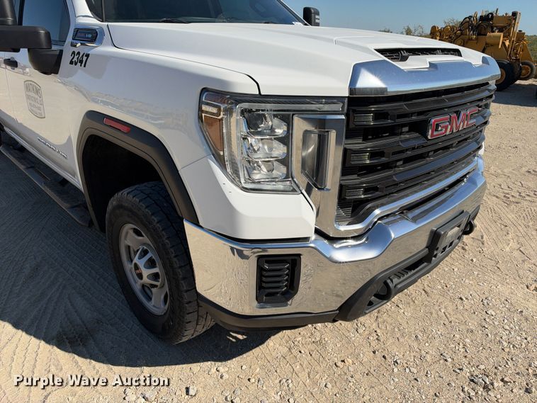 image for item FN3825 2023 GMC Sierra 2500HD 4X4 Crew Cab pickup truck