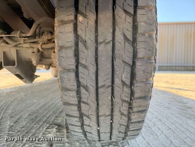 image for item FN3825 2023 GMC Sierra 2500HD 4X4 Crew Cab pickup truck