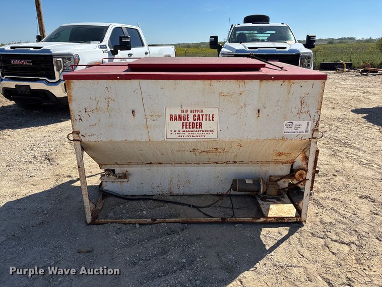 image for item FN3826 T&S Manufacturing Trip Hopper cake feeder