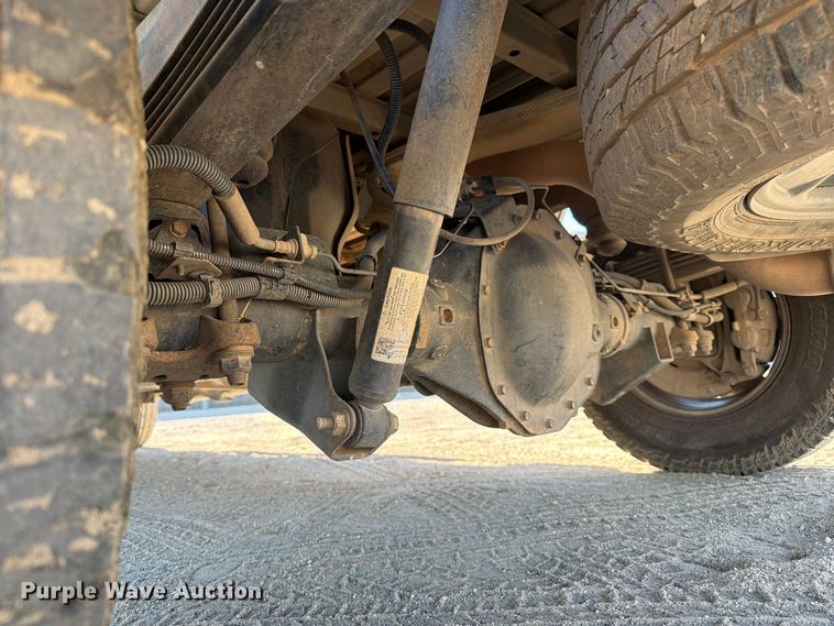 image for item FN3827 2022 GMC Sierra 2500HD 4X4 Crew Cab pickup truck