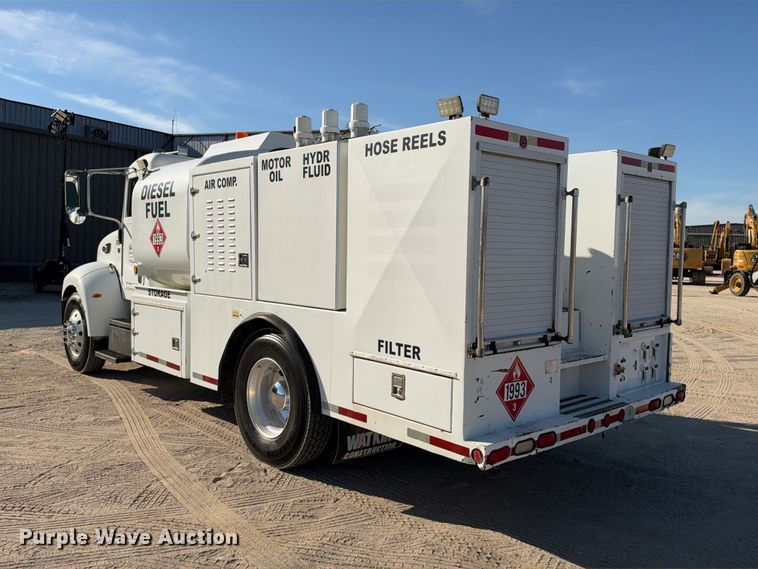 image for item FN3828 2009 Peterbilt 335 fuel / lube truck