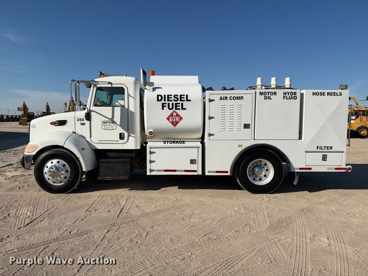 image for item FN3828 2009 Peterbilt 335 fuel / lube truck