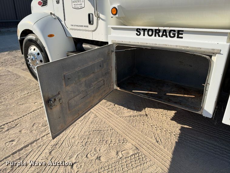 image for item FN3828 2009 Peterbilt 335 fuel / lube truck