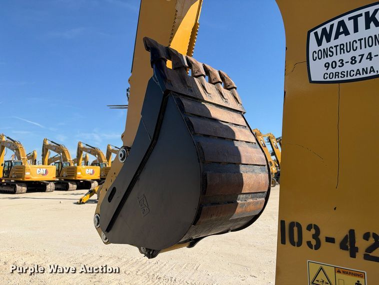 image for item FN3829 2022 Caterpillar 415 4X4 backhoe