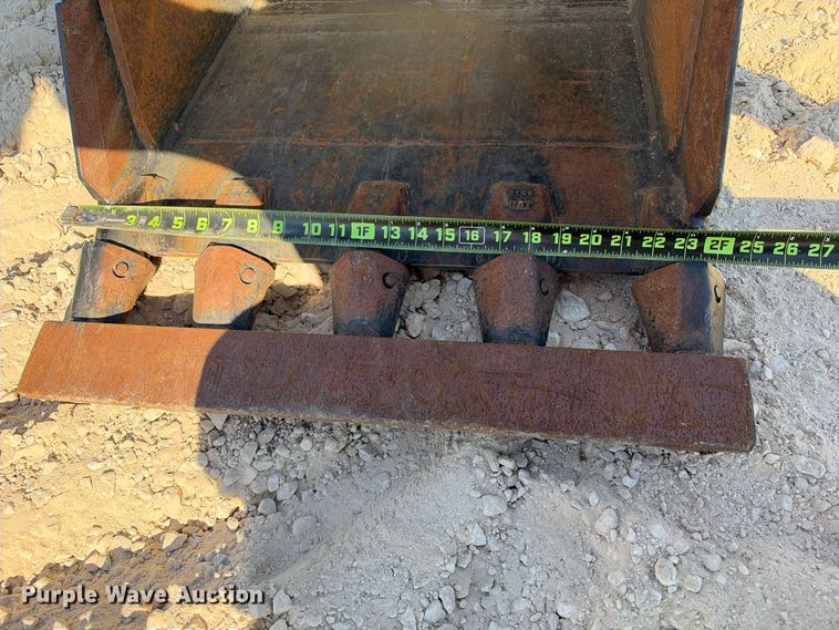 image for item FN3829 2022 Caterpillar 415 4X4 backhoe