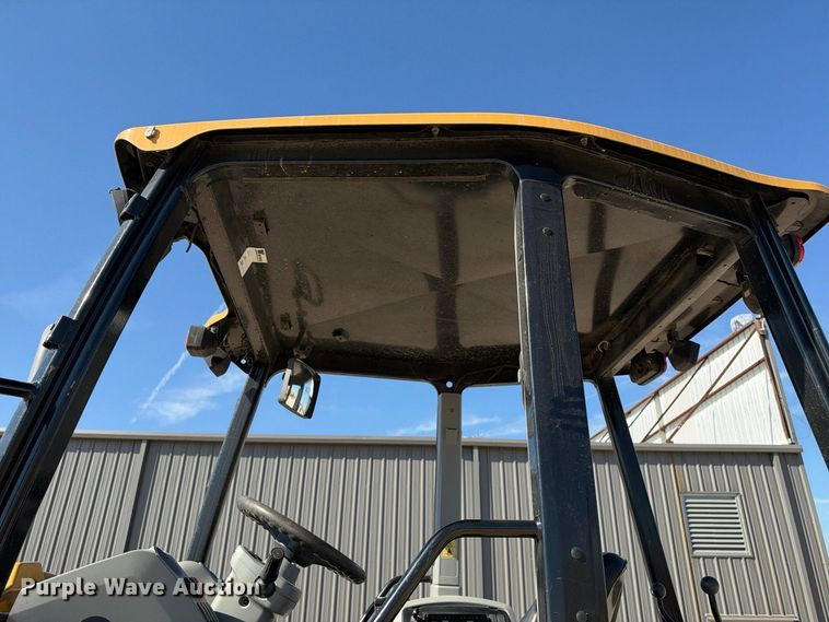 image for item FN3829 2022 Caterpillar 415 4X4 backhoe