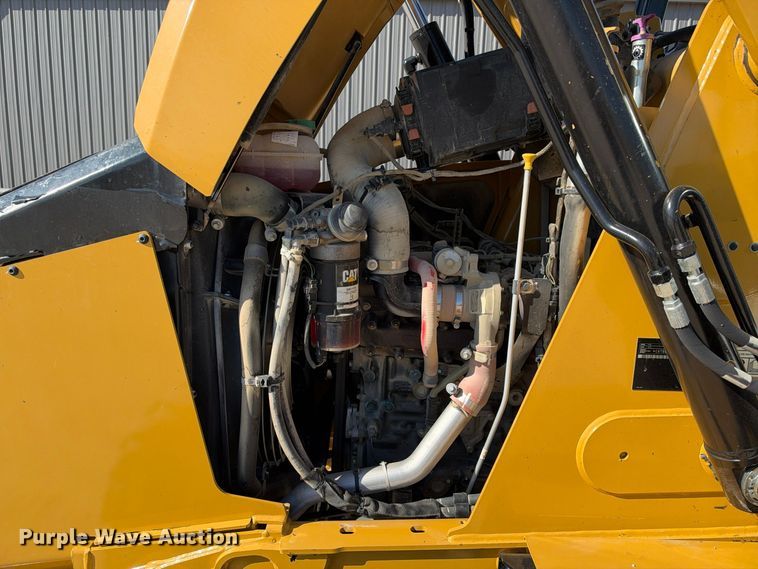 image for item FN3829 2022 Caterpillar 415 4X4 backhoe