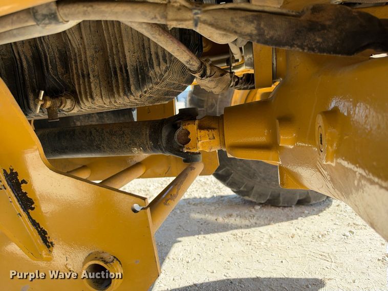 image for item FN3829 2022 Caterpillar 415 4X4 backhoe
