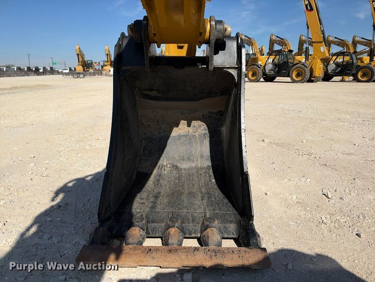 image for item FN3830 2022 Caterpillar 415 4X4 backhoe