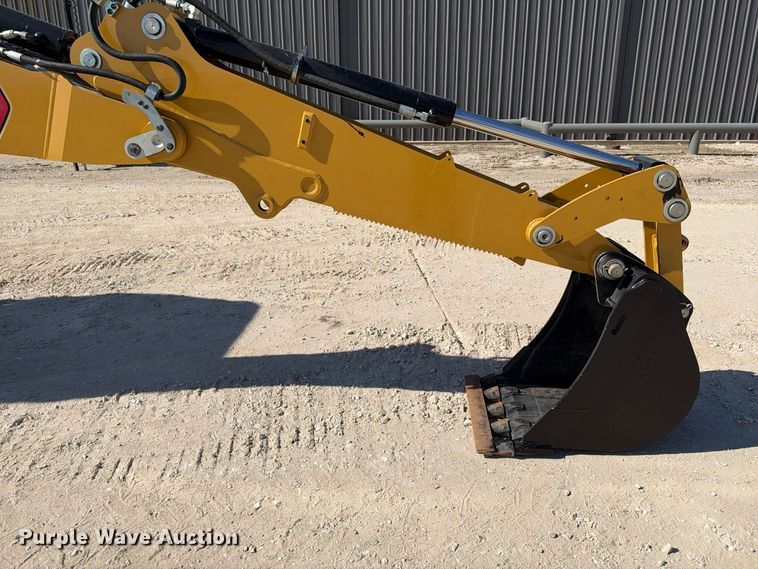 image for item FN3830 2022 Caterpillar 415 4X4 backhoe