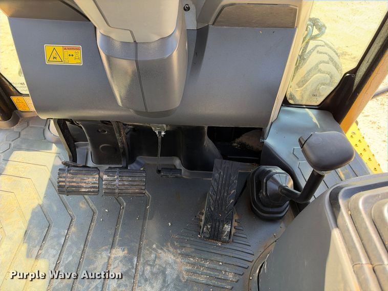 image for item FN3830 2022 Caterpillar 415 4X4 backhoe
