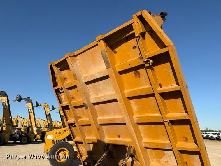 image for item FN3831 IHI IC45-2 track carrier
