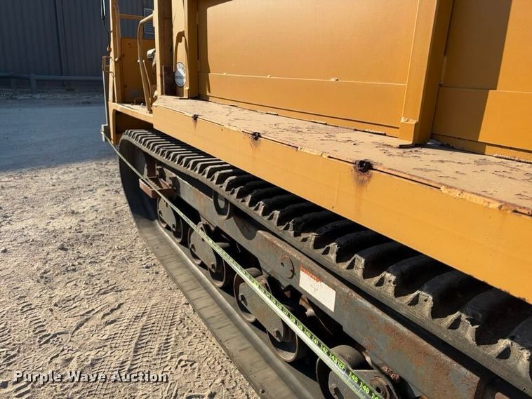 image for item FN3831 IHI IC45-2 track carrier