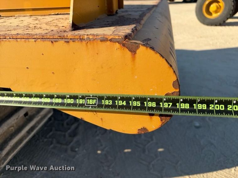 image for item FN3831 IHI IC45-2 track carrier