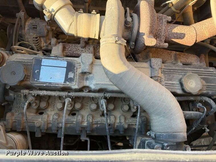 image for item FN3831 IHI IC45-2 track carrier