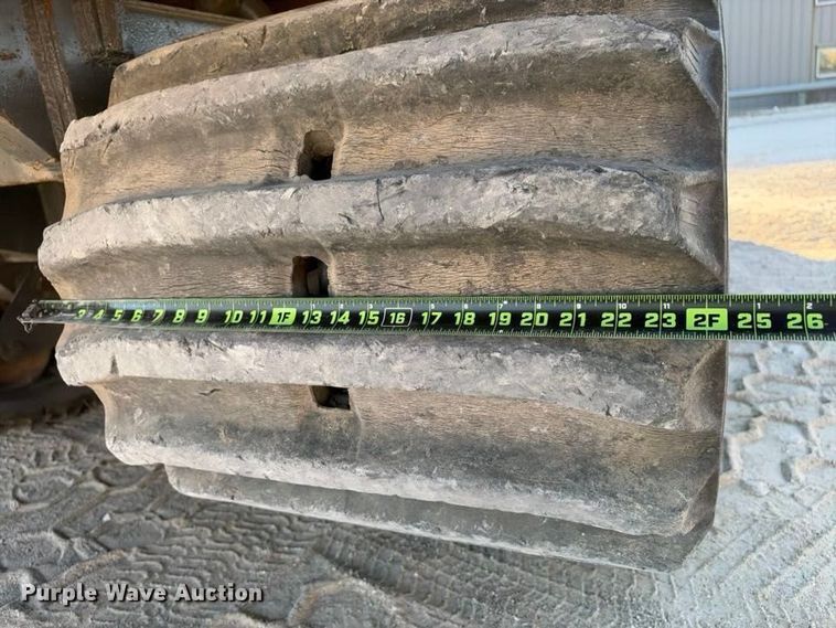 image for item FN3831 IHI IC45-2 track carrier