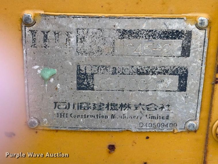 image for item FN3831 IHI IC45-2 track carrier
