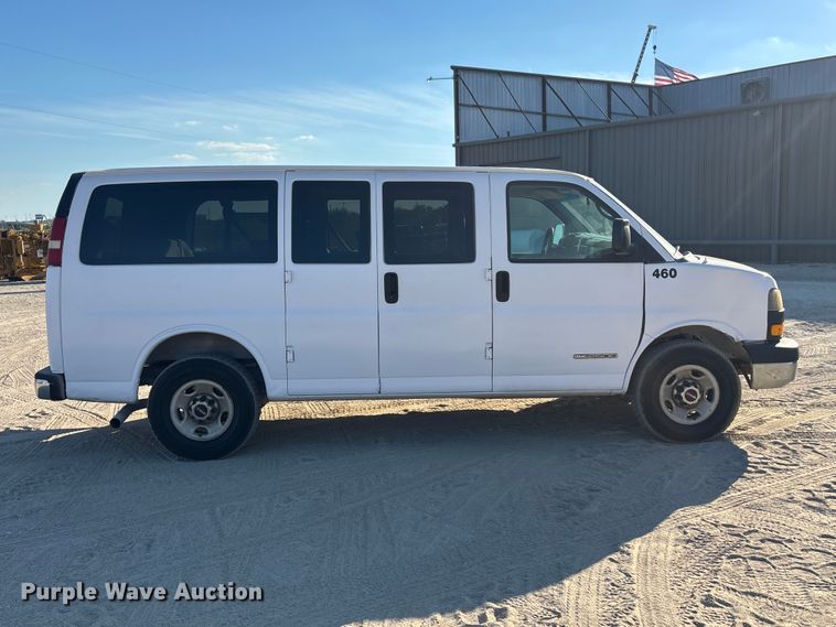 2004 GMC Savana G2500