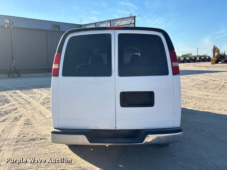 2004 GMC Savana G2500