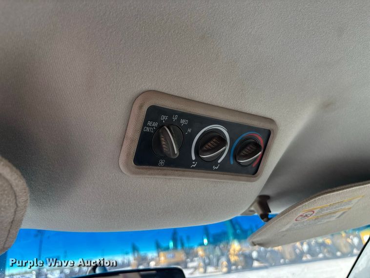 2004 GMC Savana G2500