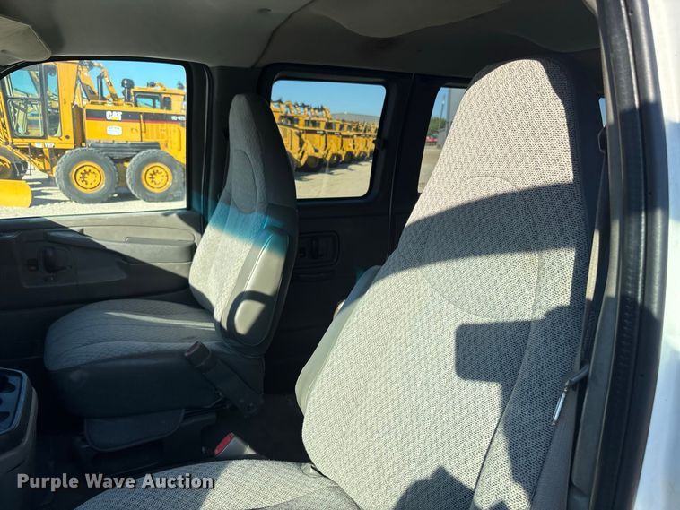 2004 GMC Savana G2500