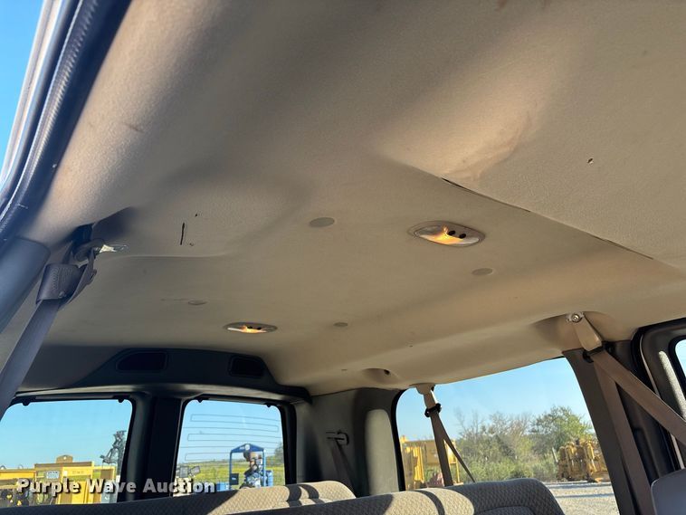 2004 GMC Savana G2500