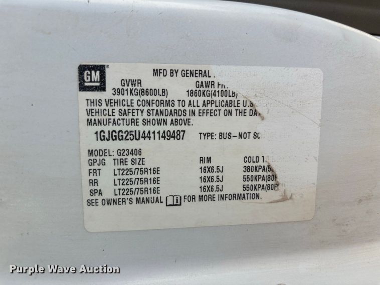 2004 GMC Savana G2500